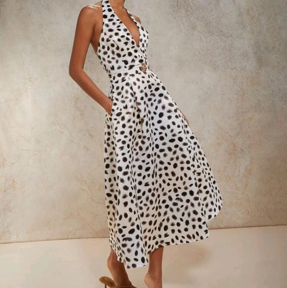 Women's Fashion Backless Halter Neck Full Print Dress For Summer - Picture 5 of 7